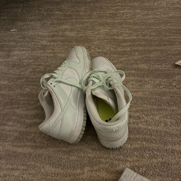 Nike White and Lime Sneakers - Picture 1 of 2